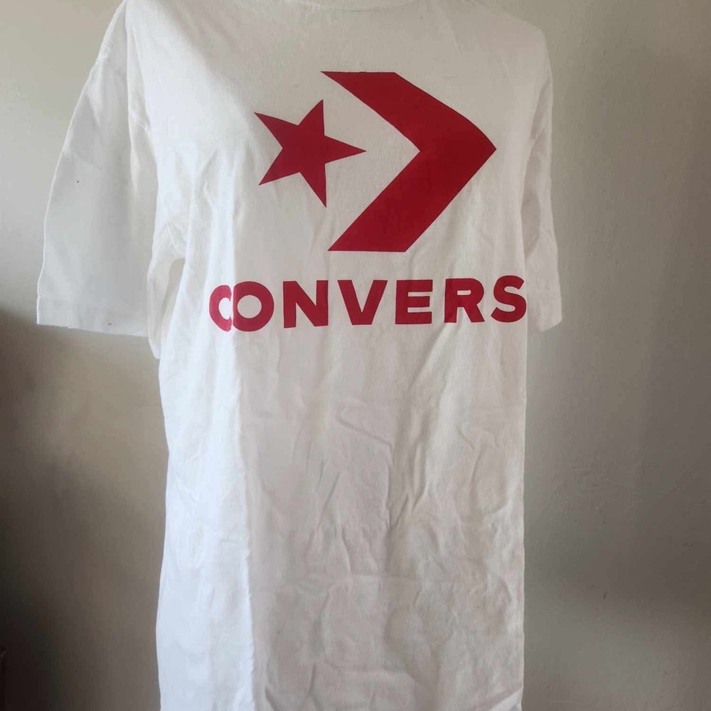 Unisex Converse White and Red Graphic T-Shirt Size M NWOT